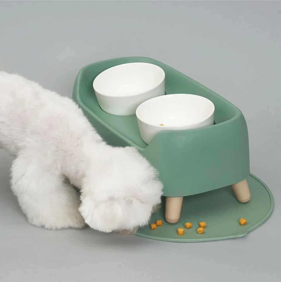 SuperPet Curved Waterproof Silicone Pet Feeding Mat (SP005)